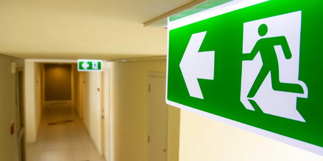 Acil Aydınlatma ve Yönlendirme Sistemleri