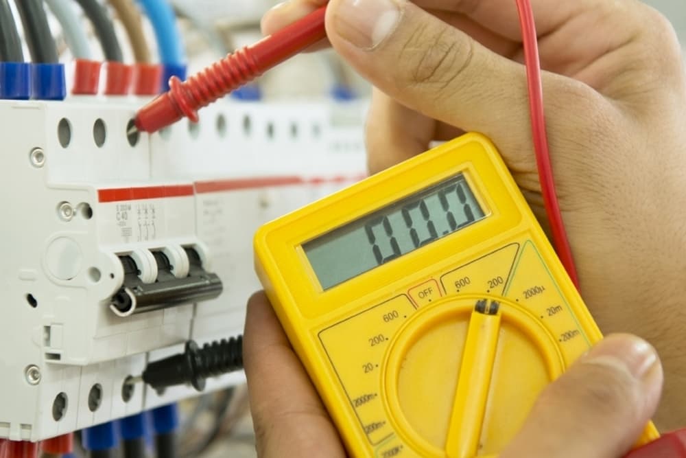 Kaçak Akım Rölesi Test Süreci